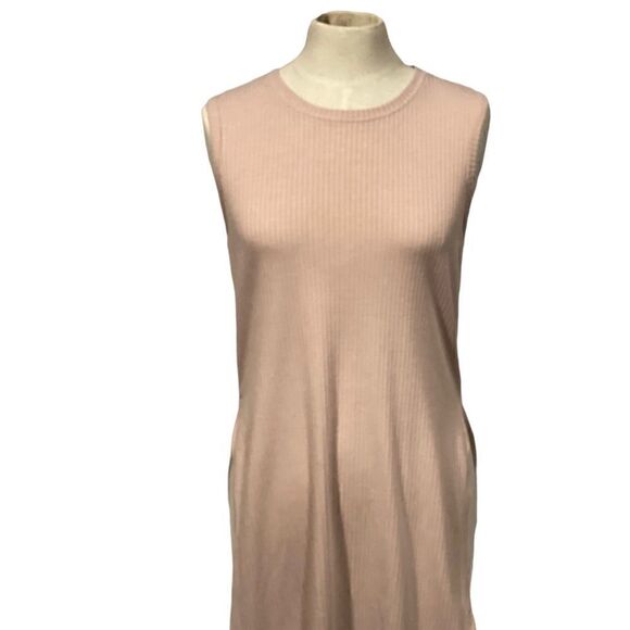 Betsey Johnson Dusty Rose Performance Sleeveless Tunic - Picture 4 of 8